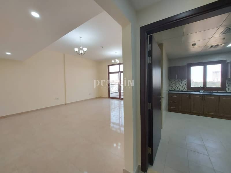 7 2 bedrooms with balcony | Close to Park and Al Khail Exit | Prime Location !!!