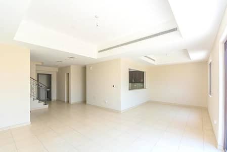 فیلا 4 غرف نوم للايجار في ريم، دبي - Beautiful 4BR+Maids | Large Size | Balcony فیلا 4 غرف نوم للايجار في ريم، دبي - Beautiful 4BR+Maids | Large Size | Balcony