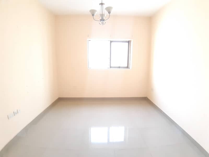 New Muwaileh Like a Brand New 1/Bedroom/Flat 12 Cheques No/Deposit Prime Location