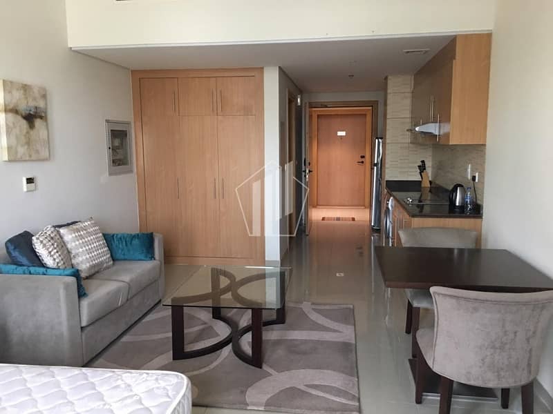 4 Fully Furnished apartment with pool view