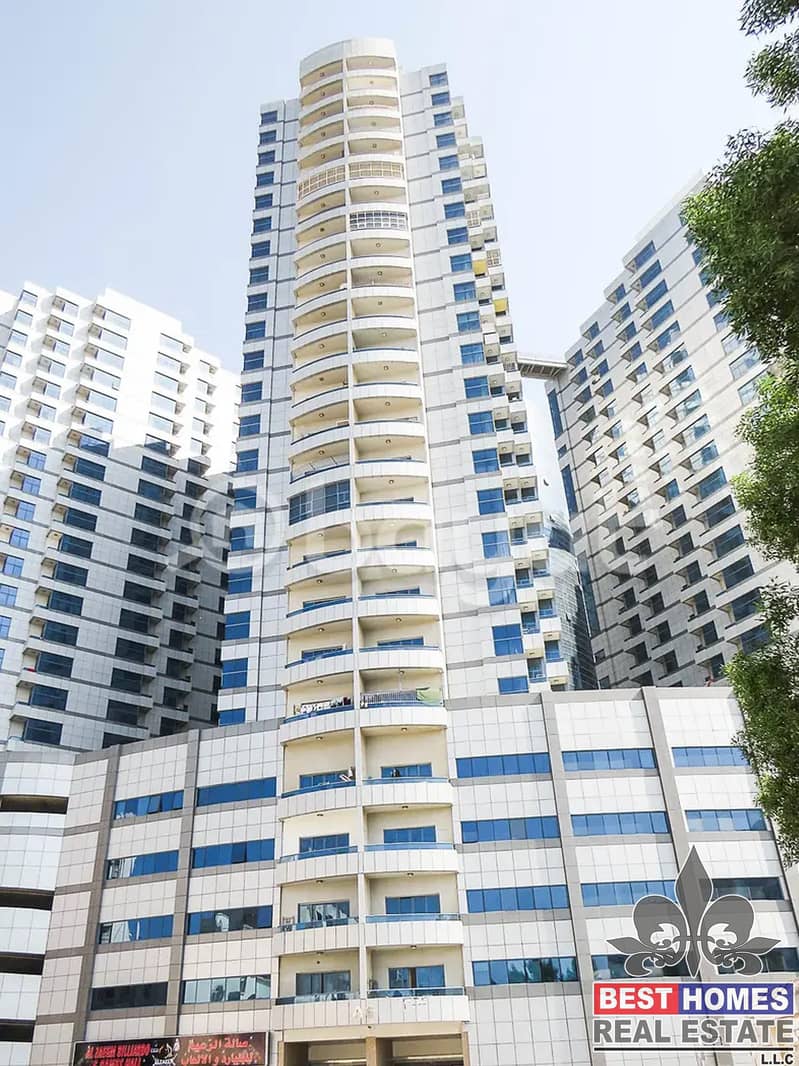 Huge 1 Bed Apartment With Parking In Falcon Tower