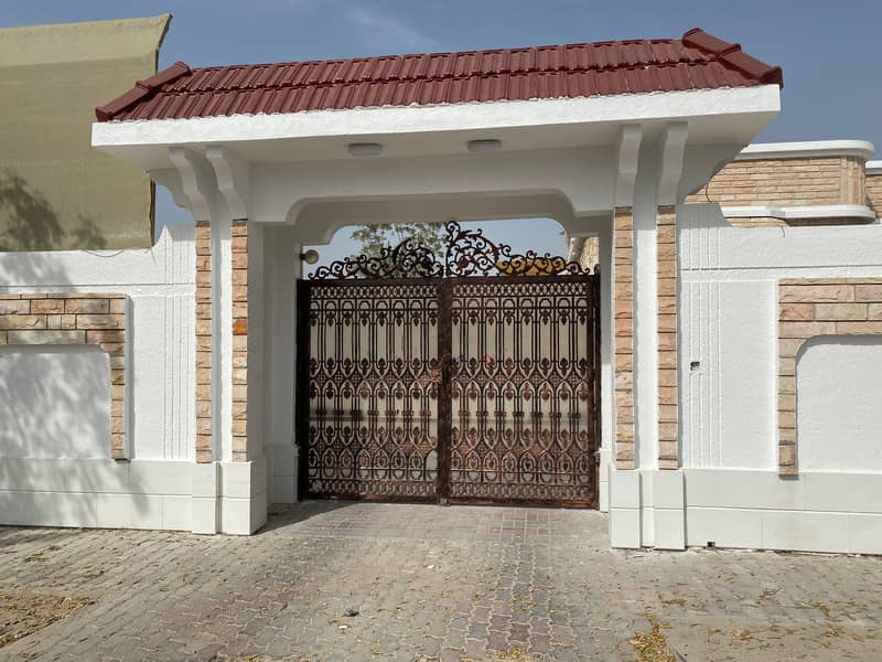Clean villa and large garden in Ramaqia