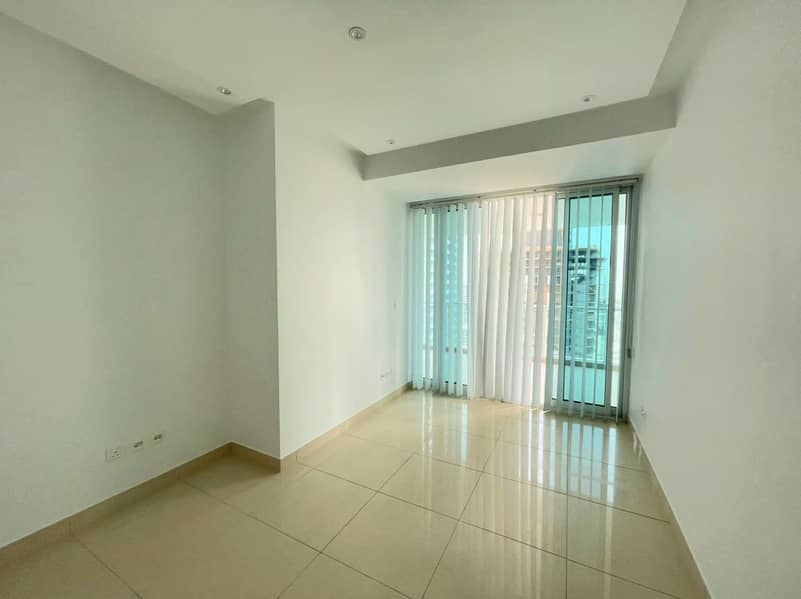 10 Lake and SZR View |Spacious 3 bedroom |High Floor