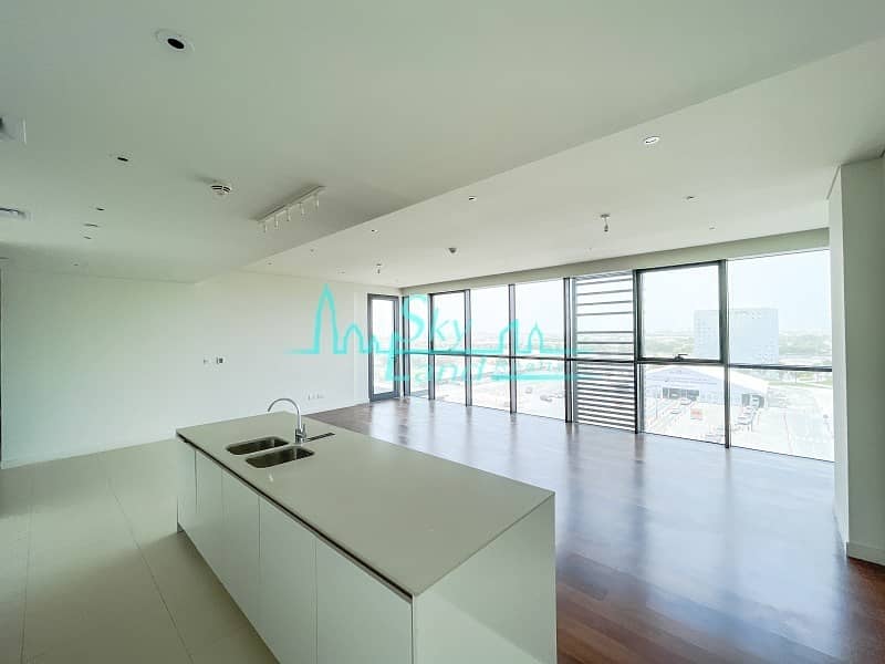 9 City Walk Living|Spacious 3-BR|Big Living Room and Balcony