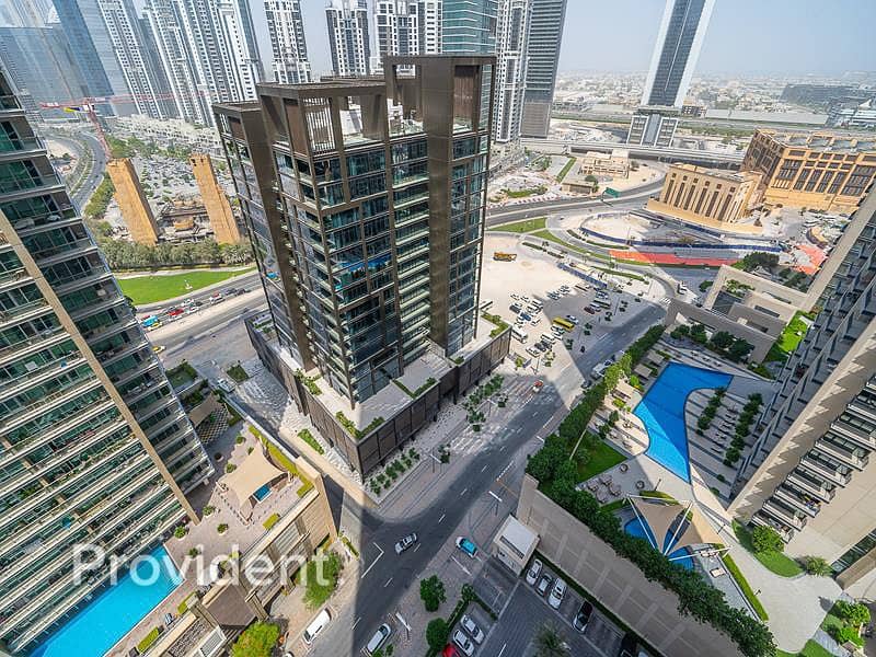 19 Stunning View | Two Balconies | Tenanted