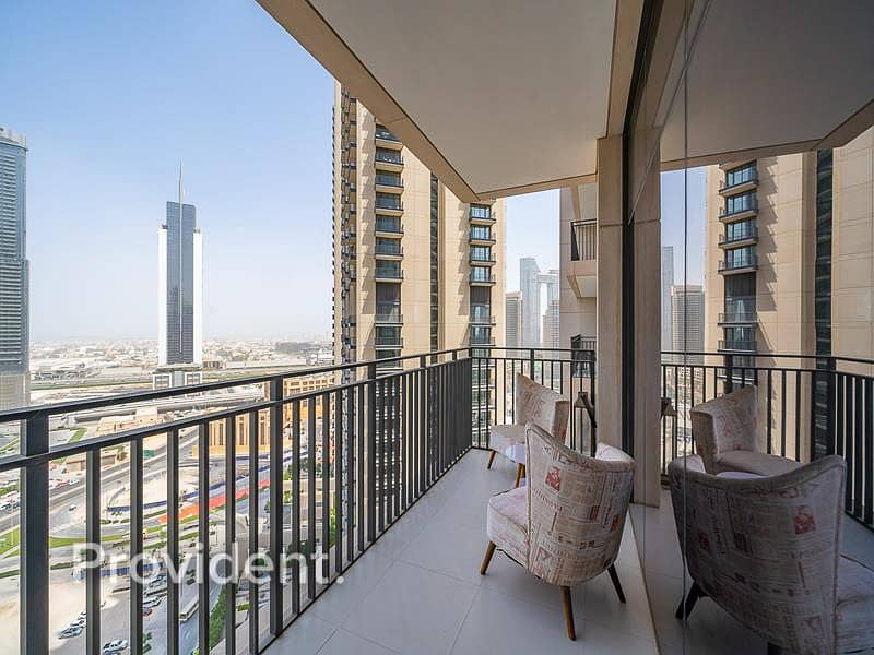20 Stunning View | Two Balconies | Tenanted