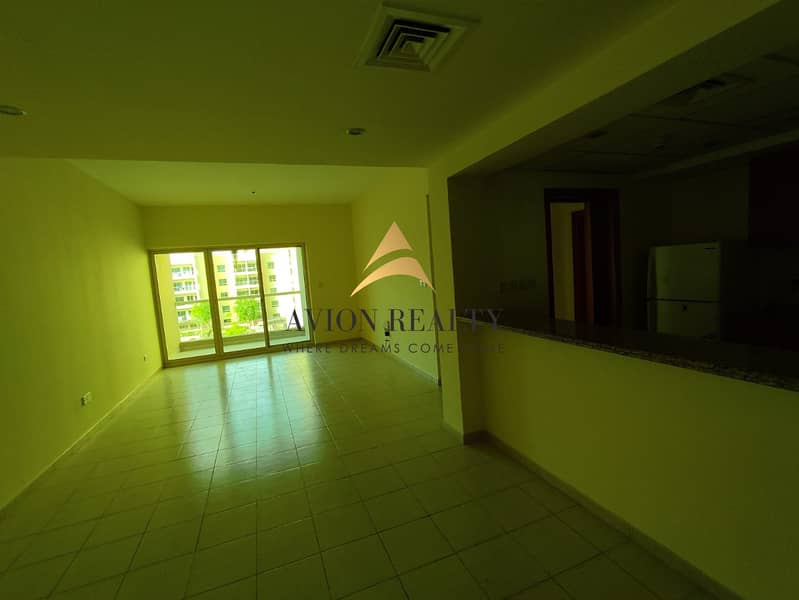 8 FOR RENT|1BHK|AMAZING VIEW OF POOL|