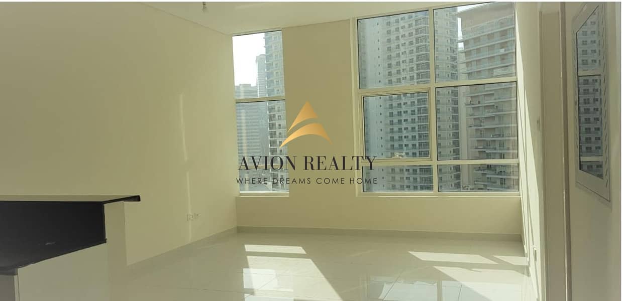 2 Highly Maintained 1BR | Excellent Finishing | Bright & Spacious