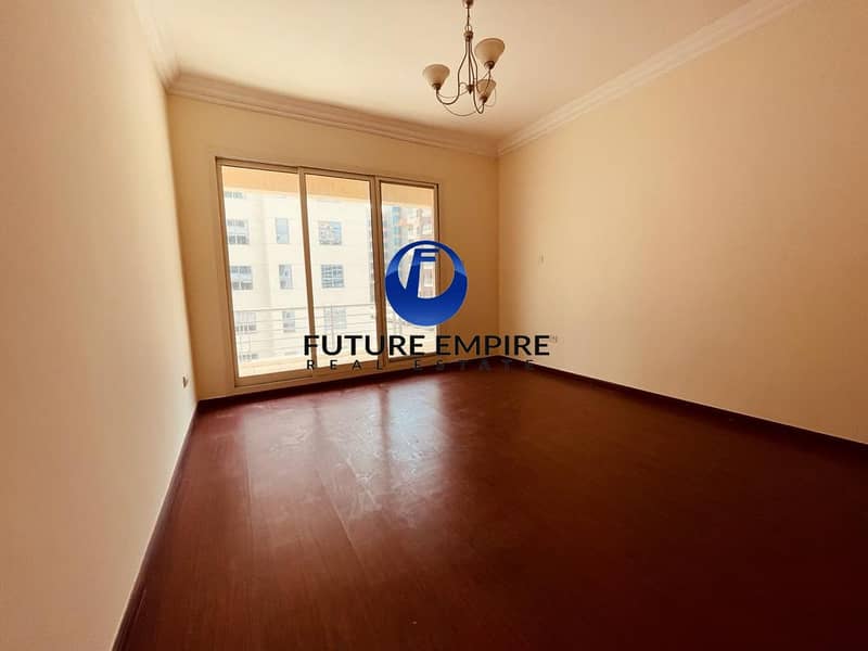 8 SPACIOUS 1BHK APARTMENT+CLOSE KITCHEN AVAILABLE IN DSP. AED32K IN 4 CHEQUES