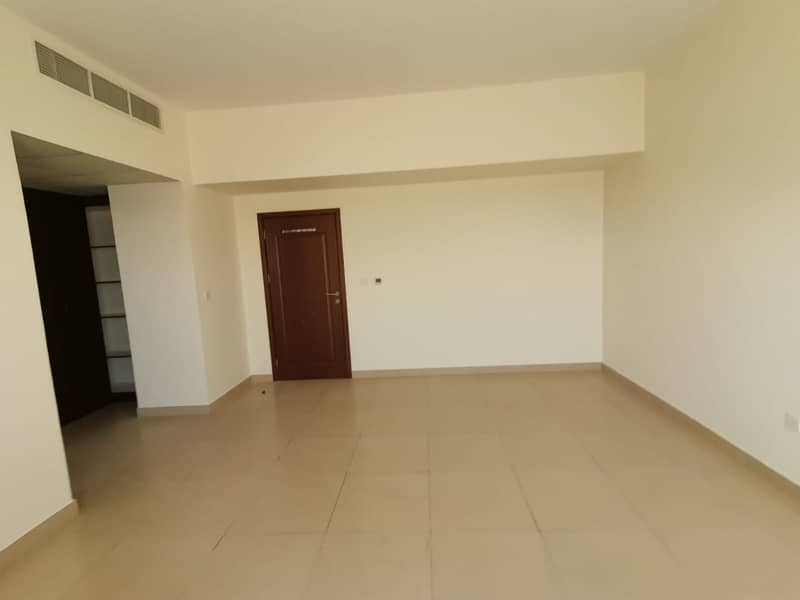 SPACOOUS ONE BEDROOM  FOR SALE IN DUBAI SPORTS CITY