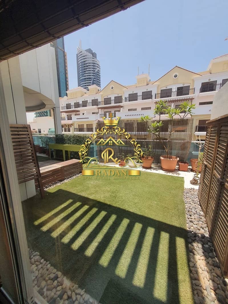 13 Fully Furnished | Large 1 Bedroom with Big Terrace