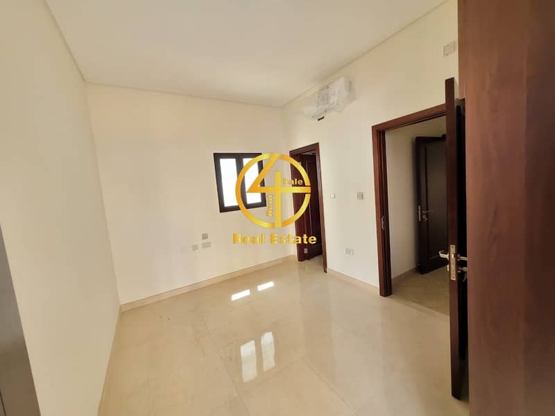 Luxury & Modern 3 BR  villa In Bawabt Al Sharq