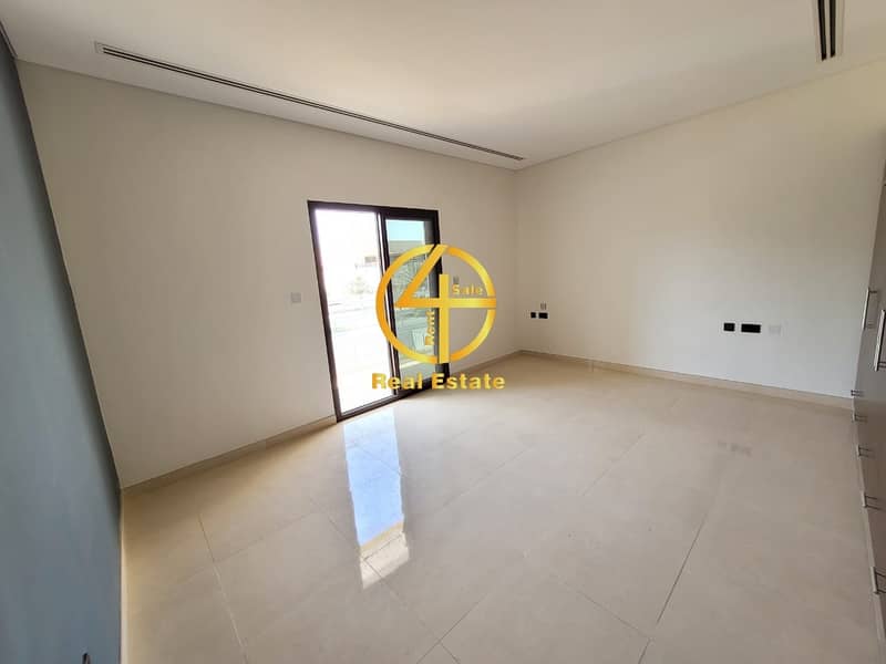 5 Luxury & Modern 3 BR  villa In Bawabt Al Sharq