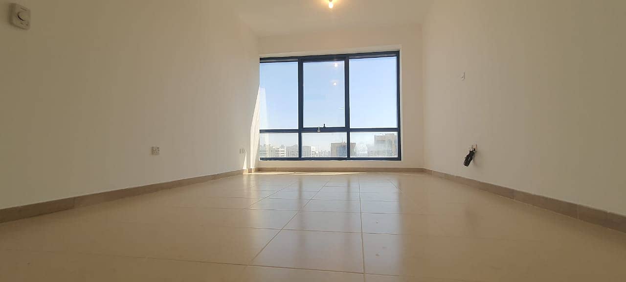 Best Deal ! 4 Bedroom Apartment with Outstanding  Sea View