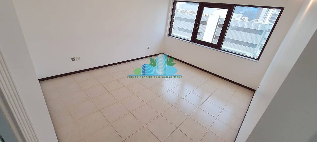 15 EXTRA LARGE 3 BHK|Maid & Dining-room|4 payments |near corniche