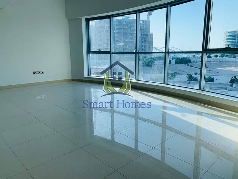 Spacious Duplex I Balcony I Open Kitchen