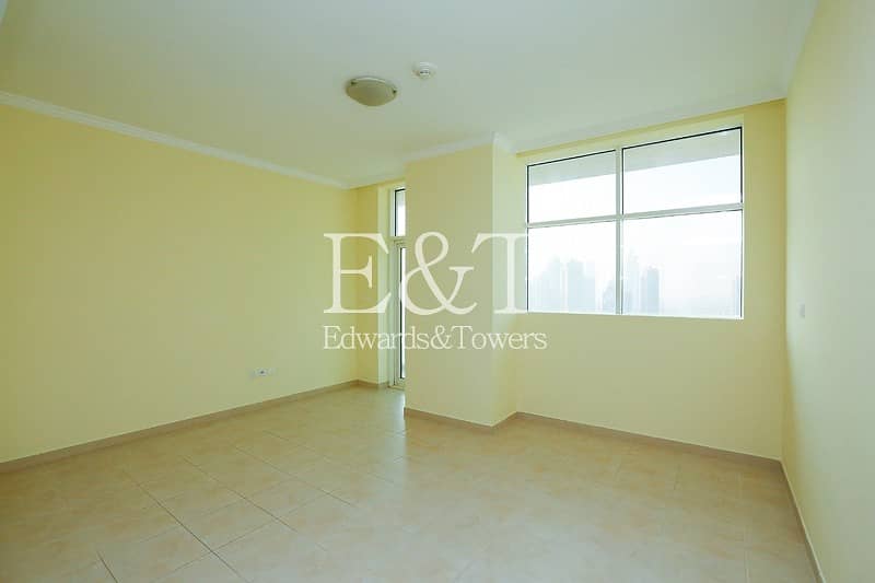 7 Large Lay-out  | 2 Bed | Canal View