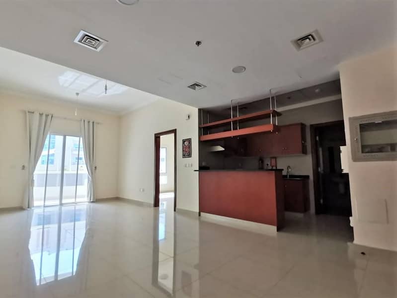 Unfurnished | Ready to Move | Balcony