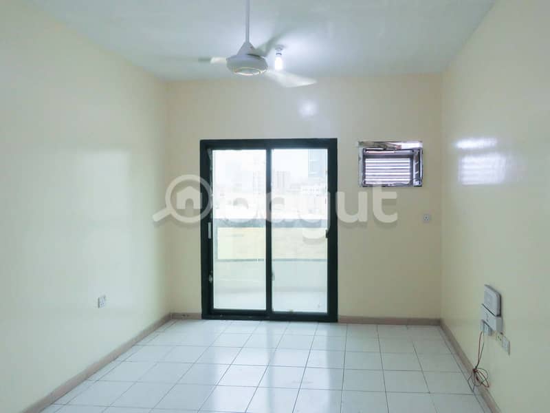 4 Hall