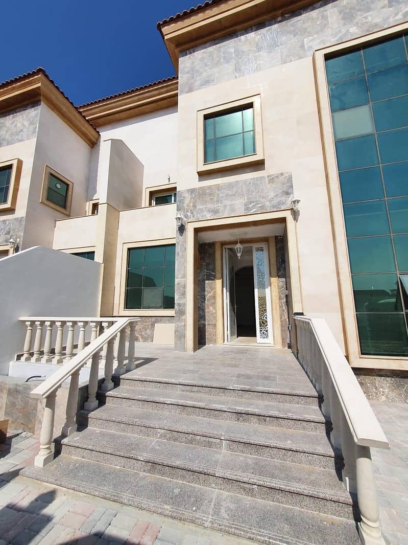 Brand new Ready to Move 6 Bedroom Villa For Rent in Hoshi Area Rent 105k in 4 payments. .