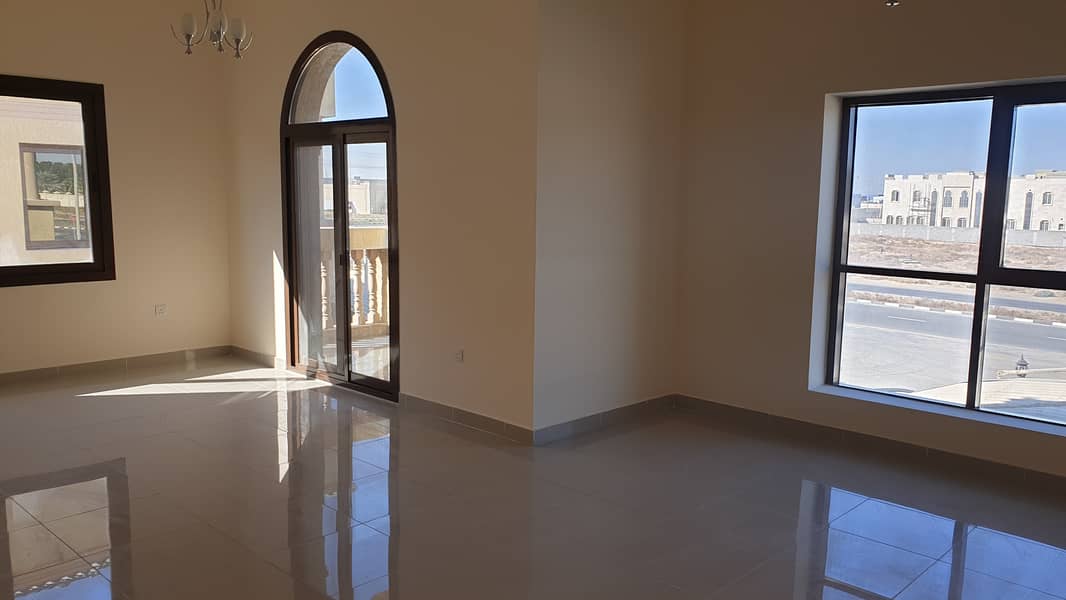 Luxury 5BR villa located on Maliha road with all master bed rooms rent just 100K in two cheques
