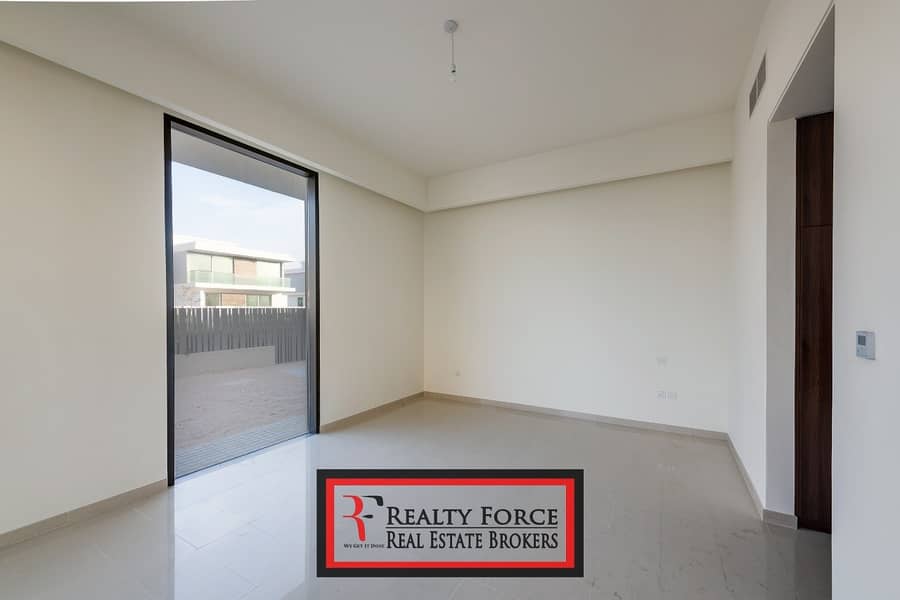 13 FURNISHED | TYPE B1 CONTEMPORARY| PARK FACING
