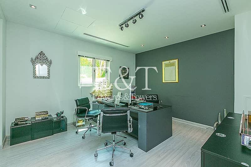 9 Elegant E. Foyer| Fully Upgraded | Extended  | JI