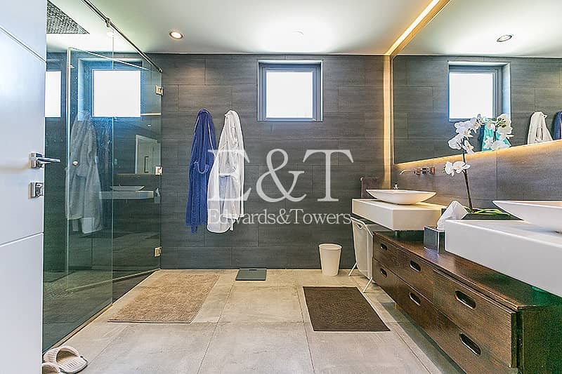 12 Elegant E. Foyer| Fully Upgraded | Extended  | JI