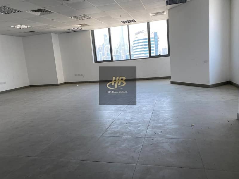 9 OFFICE SPACE FOR RENT IN EXECUTIVE BAY