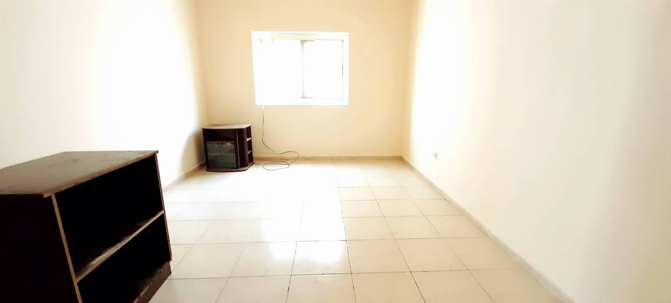 SPACIOUS 1BHK  RENT ONLY 16K WITH 4TO6 CHEQUE PAYMENT IN AL NABBA CLOSED TO LULU HYPERMARKET'