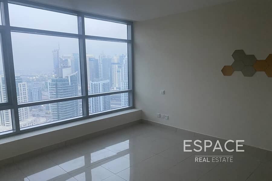 5 Spectacular Marina View | Cosy Living Space | 1 Bedroom