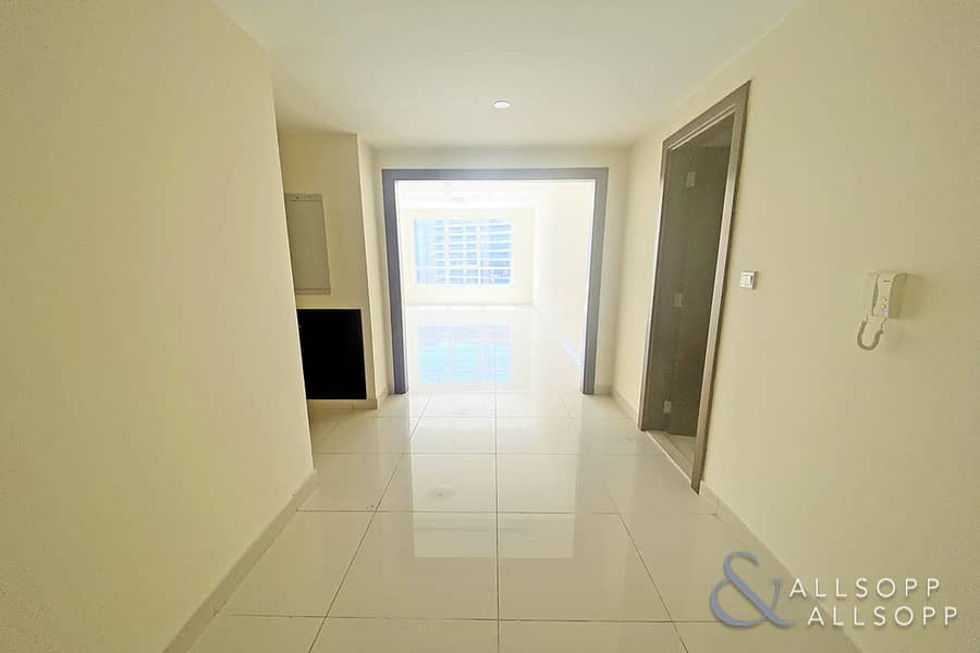 2 2 Months Free | Bright 2 Beds | High Floor