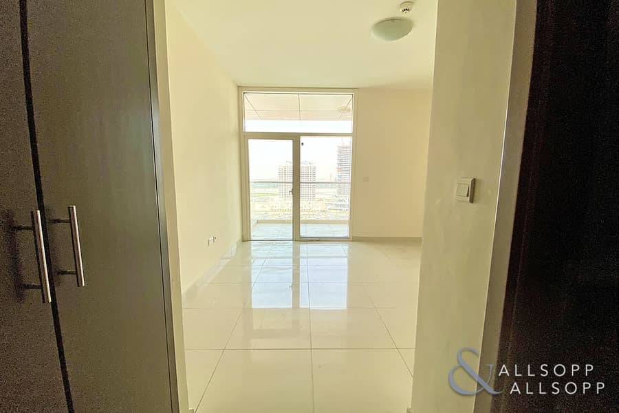 10 Gorgeous Canal View | 2 Months Free | 2Bed