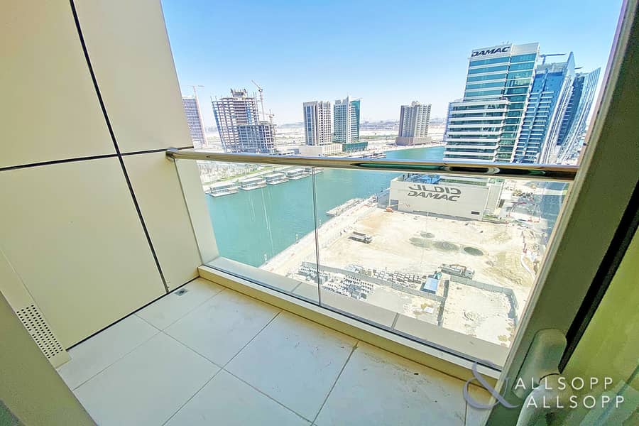 16 2 Months Free | Bright 2 Beds | High Floor