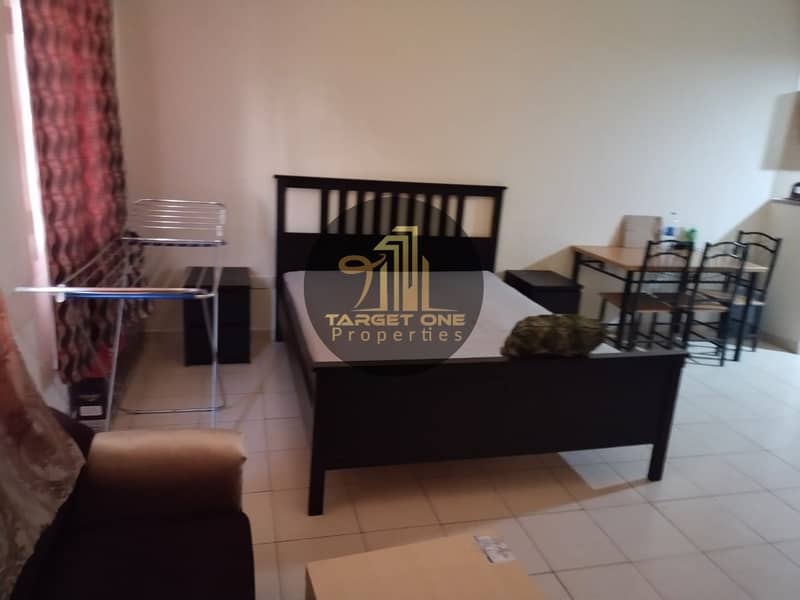 2 SPACIOUS FURNISHED STUDIO