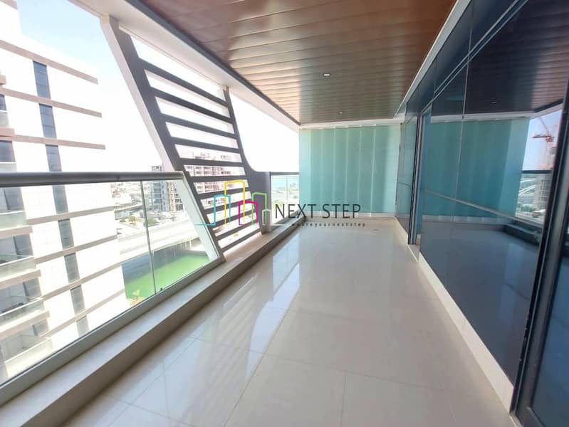 Amazing 1BR with Balcony l Canal View & Partial Sea View* l Facilities l  Parking