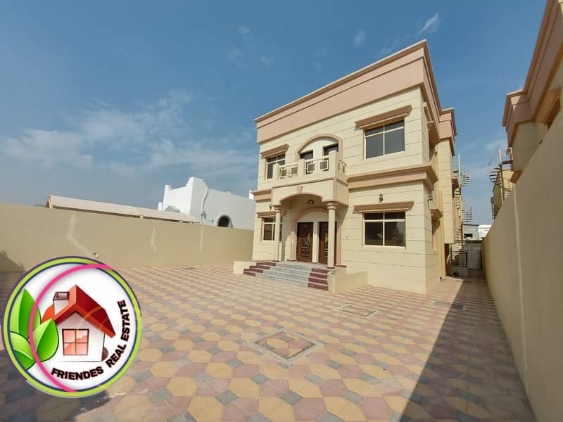 Villa for sale, super lux finishing, freehold for all nationalities, and a very excellent location with banking assistance, close to all services