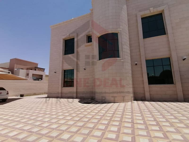 Independent Villa | 5Master in Al Maqam Al Ain near tawam | private Garden