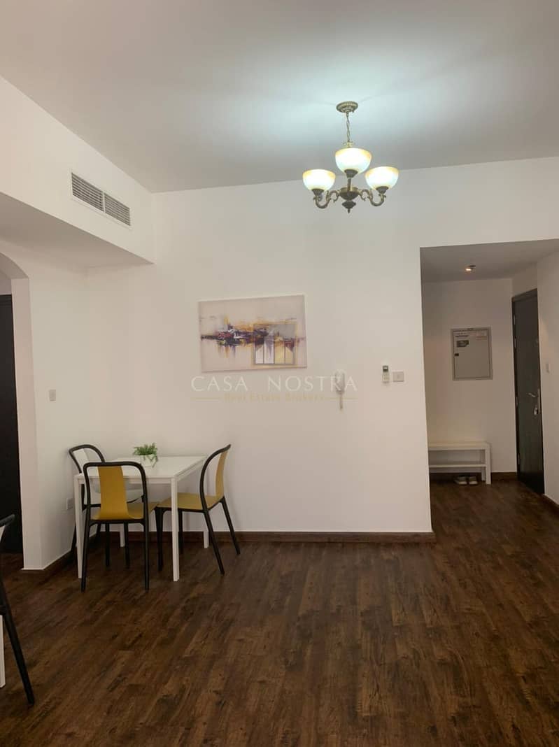 20 Spacious Furnished 1BR with Balcony Closed Kitchen