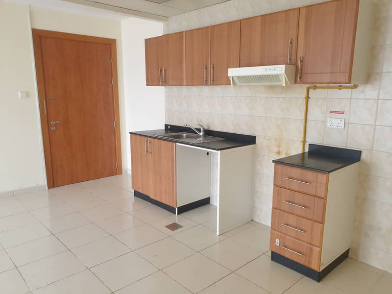 2 Pool view | Spacious 1 bed with Storage | Ground