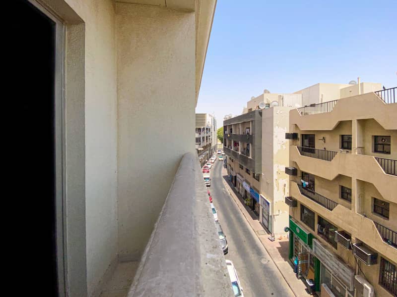 NO COMMISSION! 1 BHK Flat in Deira, Naif Road