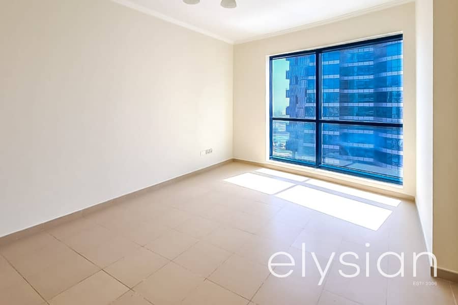 2 One Bed Duplex | High Floor | Golf View | Vacant