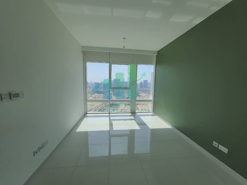 11 Modern & Stylish Higher Floor Perfect View