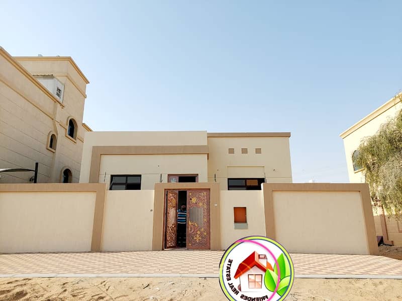 Villa for sale, excellent finishing, new ground floor, the first inhabitant of freehold for all nationalities, with excellent finishing, in the Al Helio area