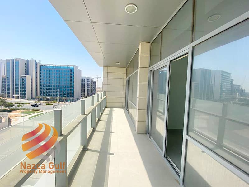 6 Limited Offer  for  Splendid Unit  with Balcony and Laundry Room