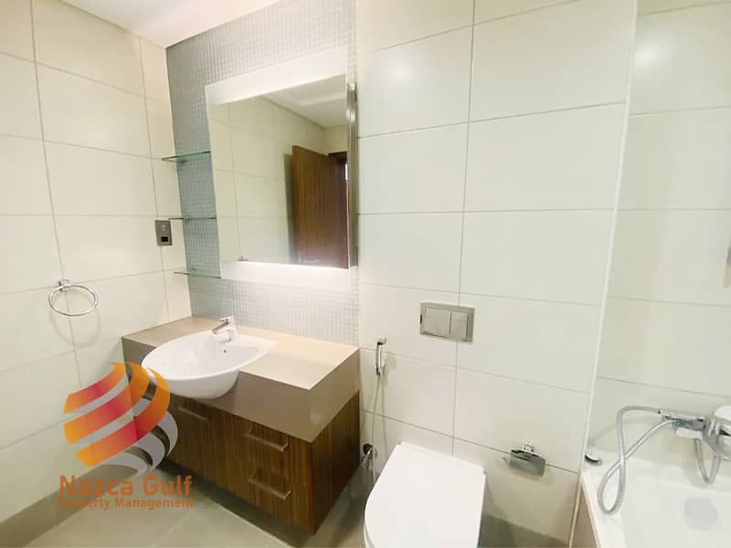 9 Limited Offer  for  Splendid Unit  with Balcony and Laundry Room