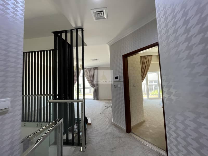 21 Amazing quality 3 bed all Mastar bed tv lounge villa in mirdif