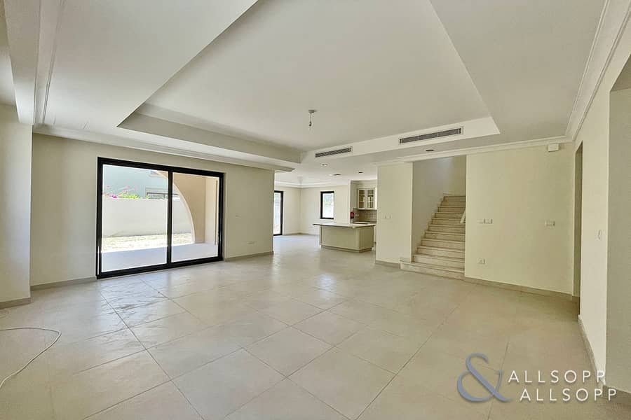 3 Largest Layout | 4 Beds | North Facing