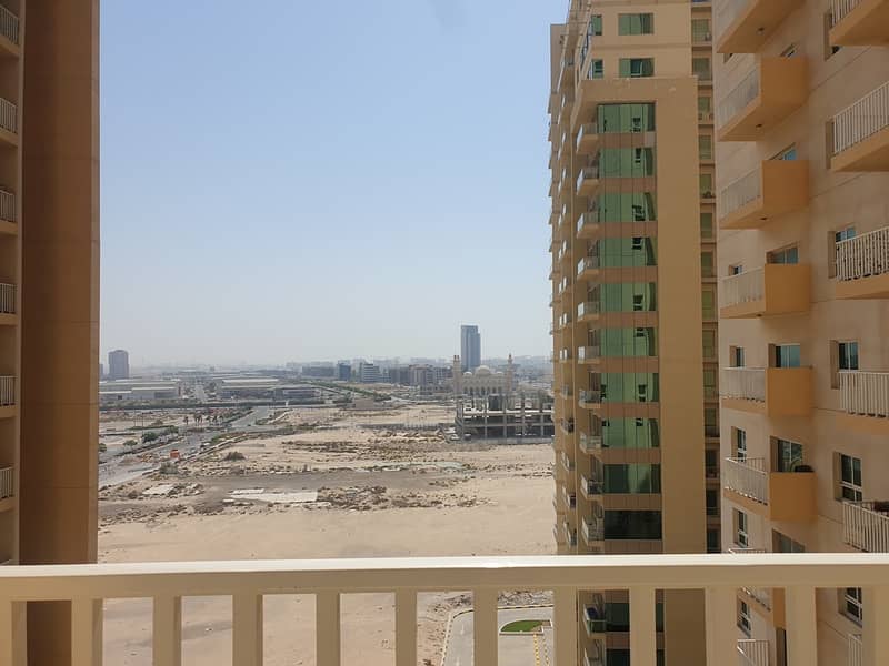 5 Amazing 2 bed with good view l high floor