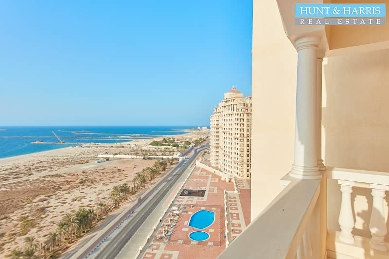 Spacious One Bedroom - Amazing Sea View - Ready For Booking